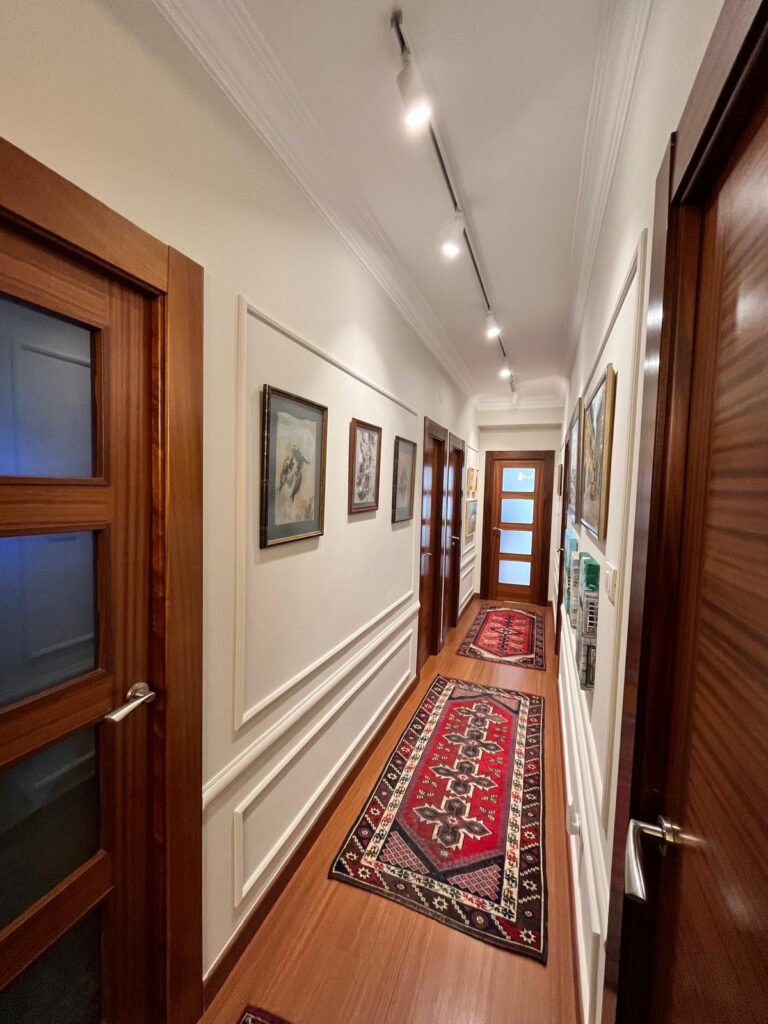 Decoración parcial - PASILLO + RECIBIDOR